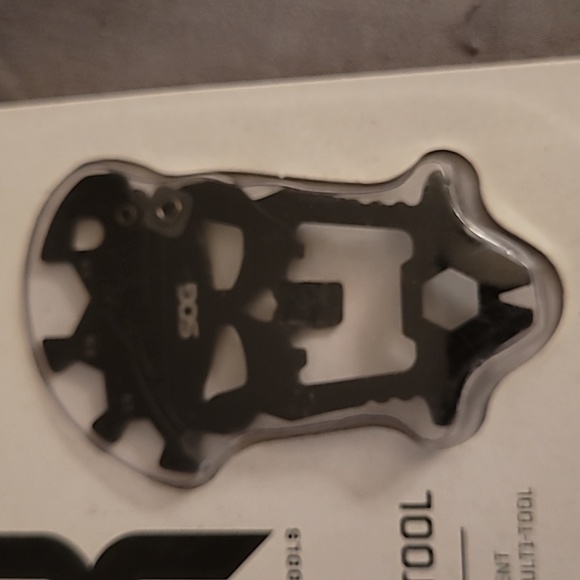 SOG MacV Tool SM1001-CP NIB NEW Black - Picture 2 of 4